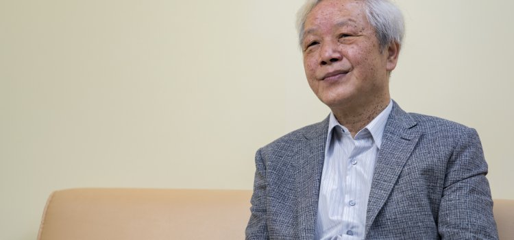 【台北文學獎20週年】專訪 詩人-向陽。我們都是文學這條路上,一起努力前進中的賽跑者。 【台北文學獎20週年】專訪 詩人-向陽。我們都是文學這條路上,一起努力前進中的賽跑者。