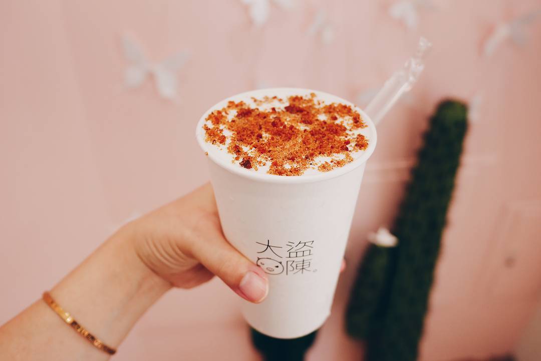 你喝過「烏魚子奶蓋」嗎?IG爆紅的大稻埕限定飲料!