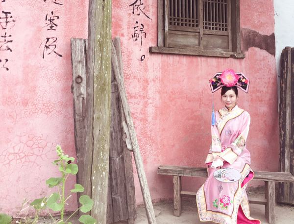 彷彿走進【古裝劇】!台南「老塘湖藝術村」復古風情讓你一秒變格格!